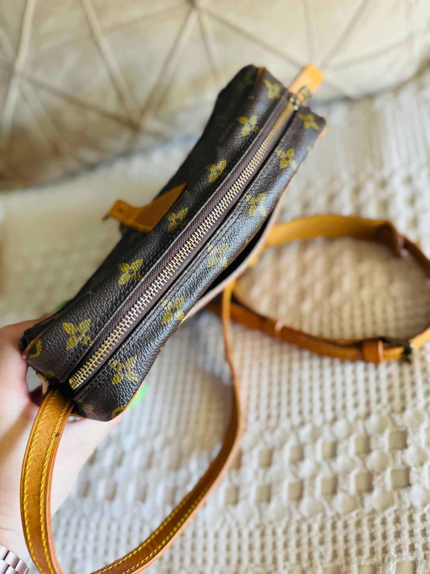 Authentic monogram Jeune Fille mm