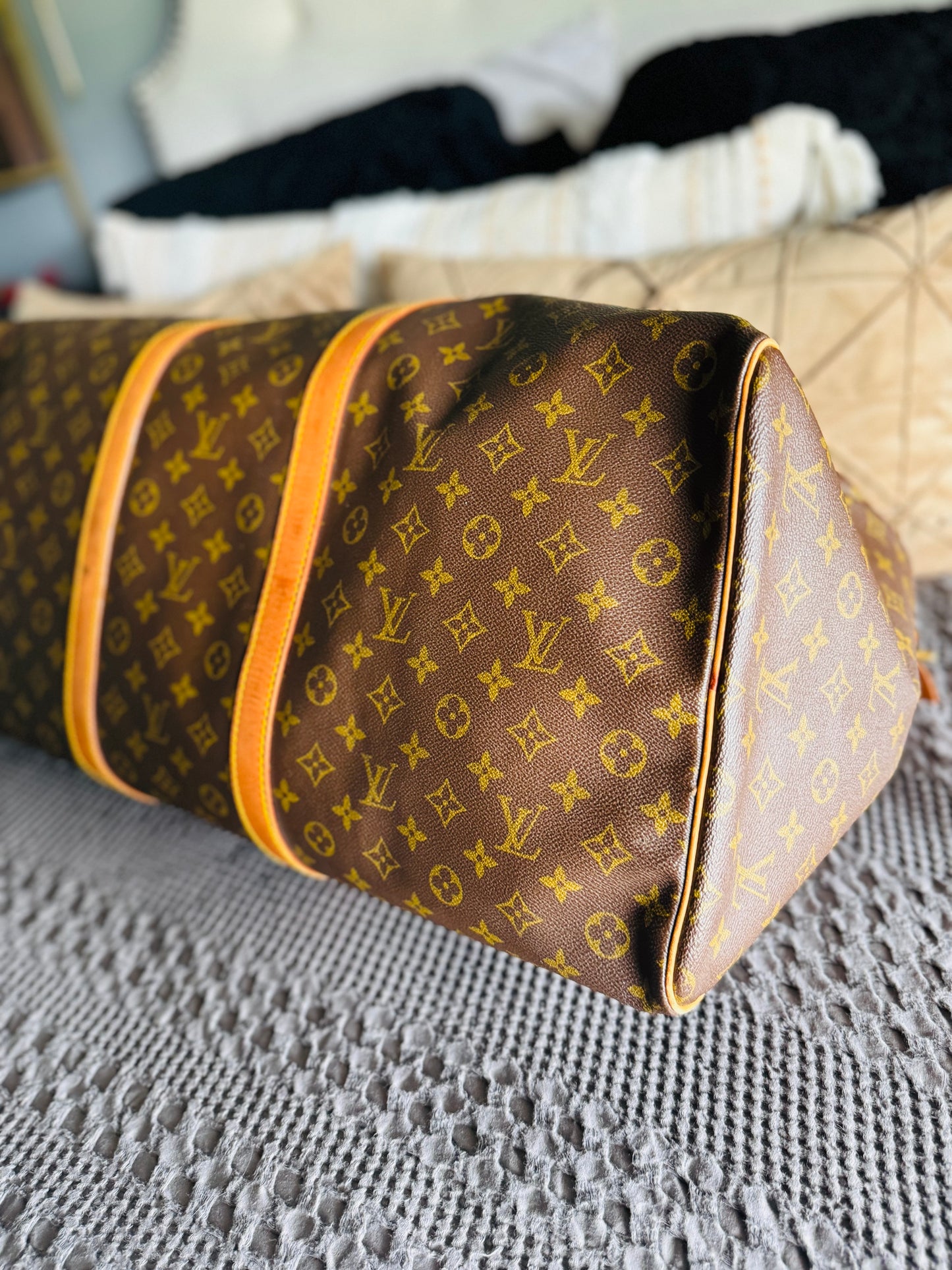 Authentic monogram Keepall 60